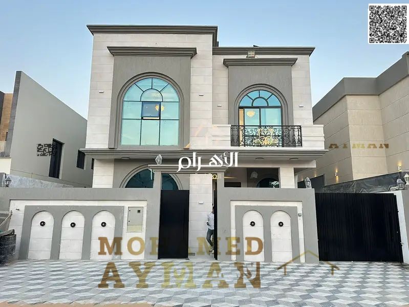 Luxury villa in Al-Haliou – 7 master bedrooms, elegant design and spacious area at an attractive price