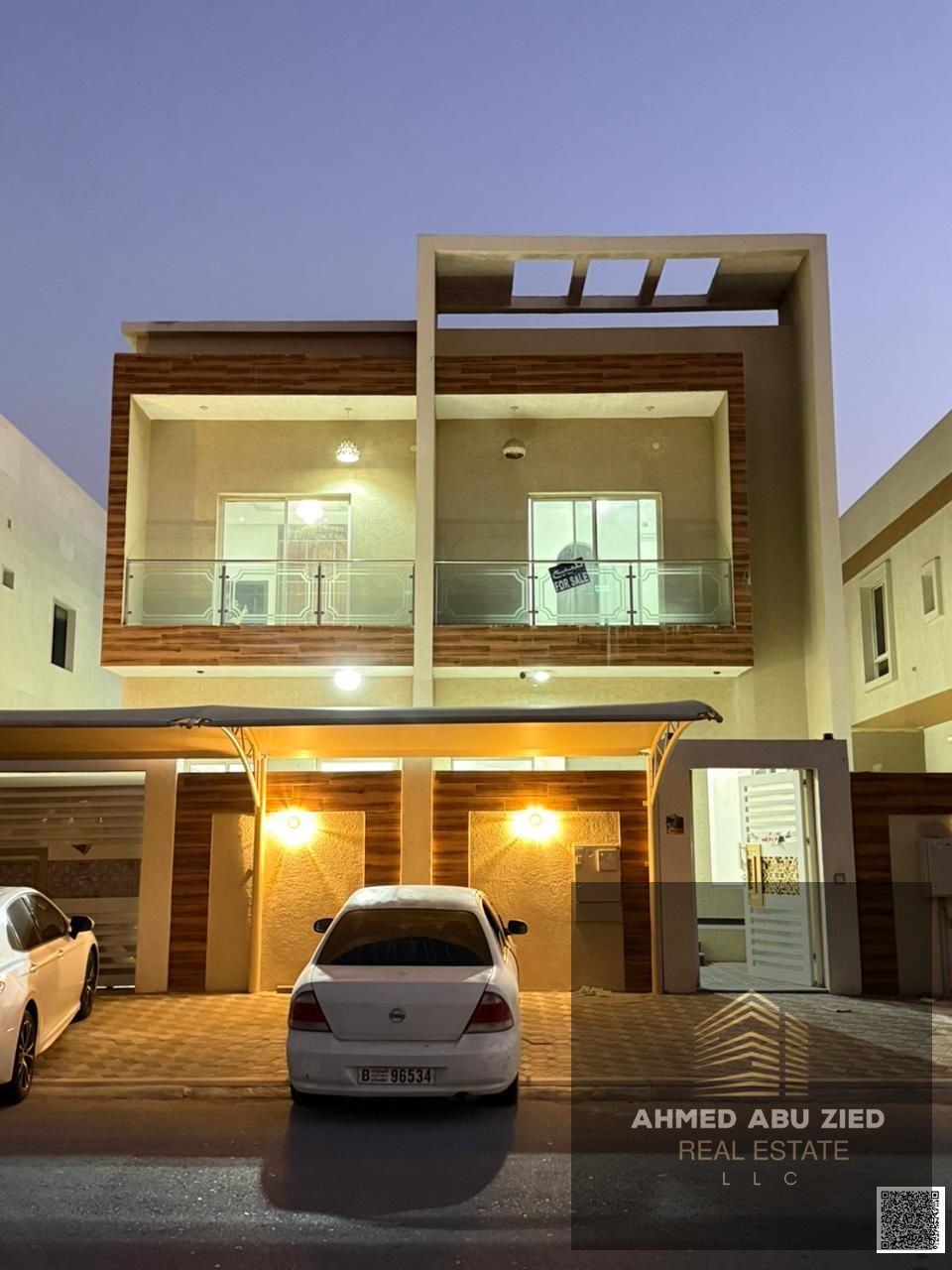 5BR villa with 7 baths, maid room, covered parking, modern lighting & finishes, contemporary design, prime location near all services, easy access to