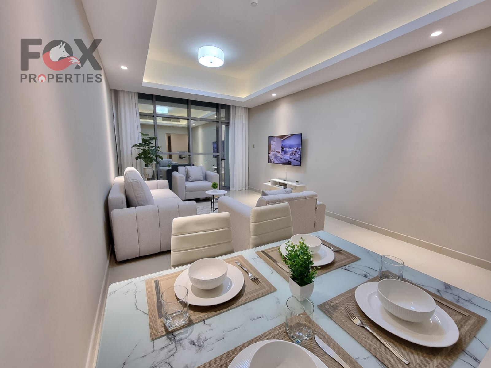 One bedroom and living room for rent in Gulf Towers. One bedroom and living room, gym + swimming pool + free parking inside the building.
