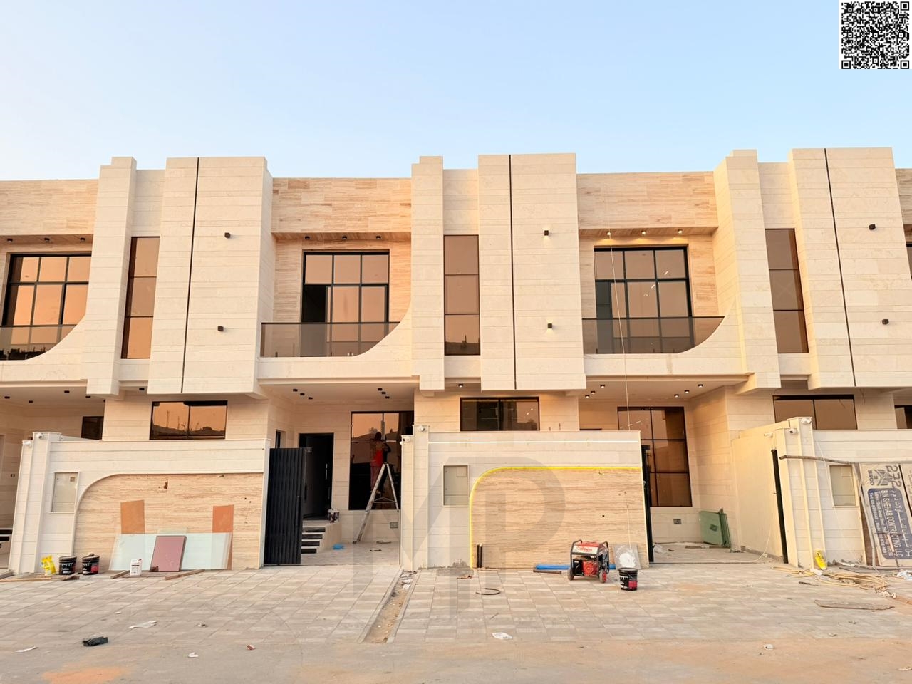 A magnificent villa, registration fees included, consisting of 4 master bedrooms with built-in wardrobes and 2 reception rooms,