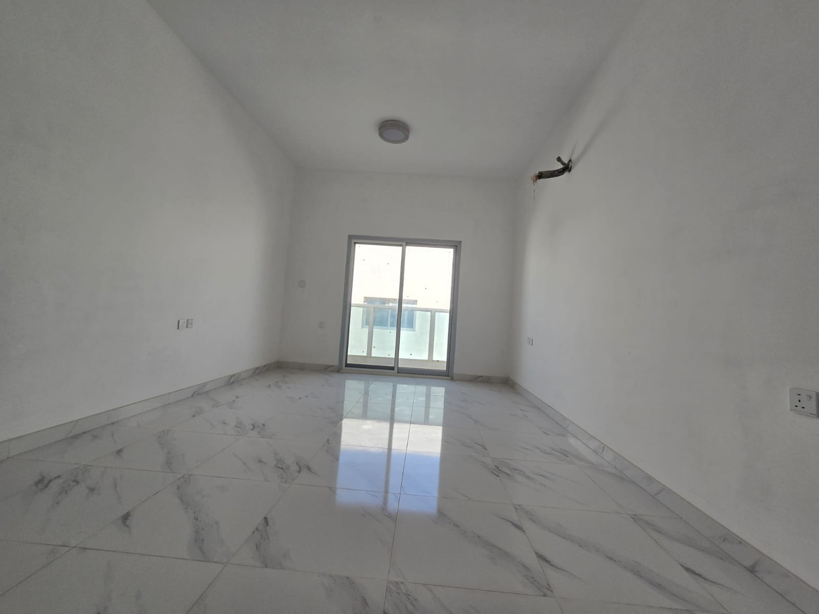Brand new 1 Bedroom Hall Apartment for Rent in Al Jurf 2, Ajman, 2 Balconies, 2 Bathrooms, Split AC, Maintenance by Owner
