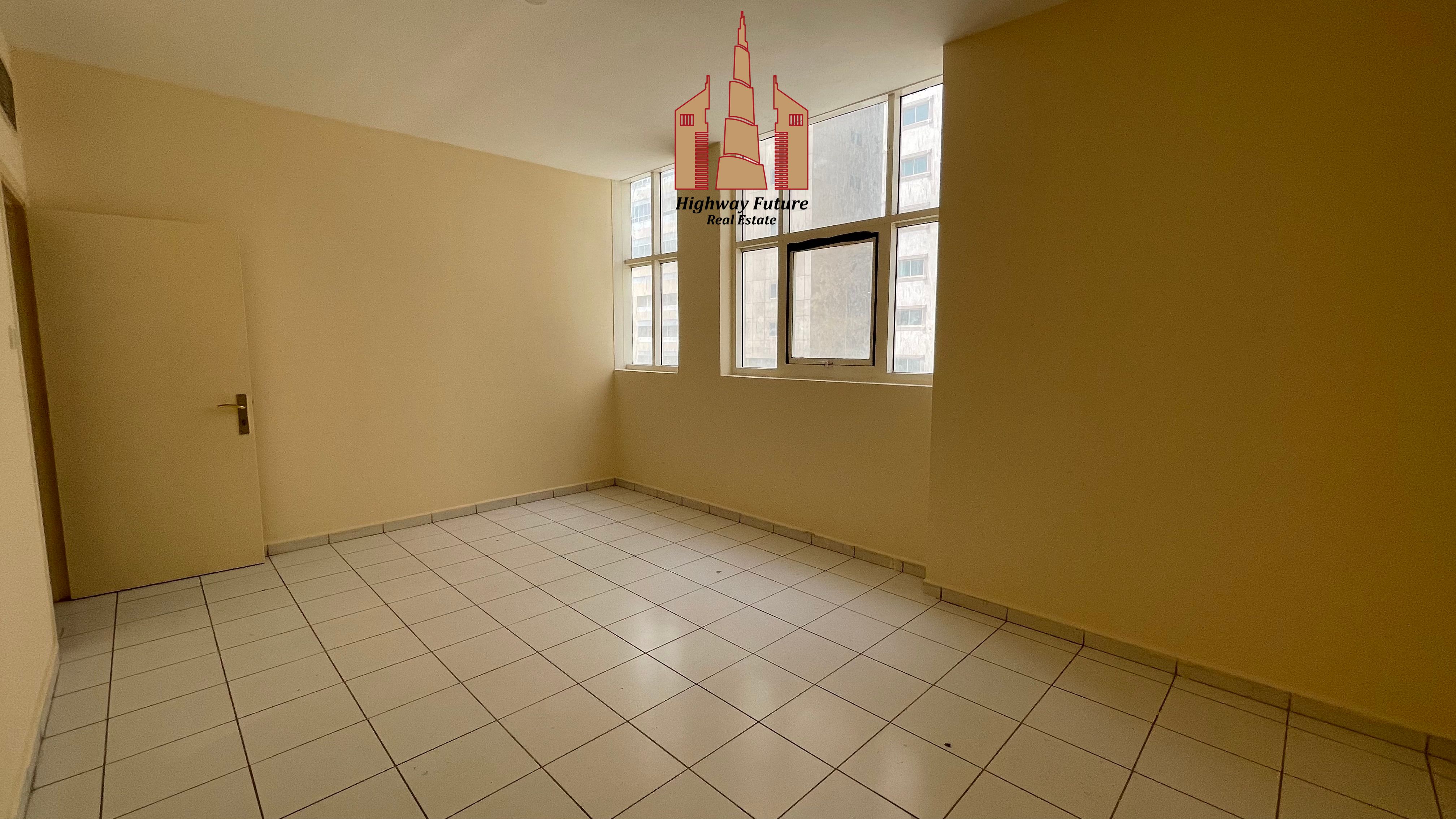 Spacious 1bhk for rent with balcony and open view only 39k near bus stop and matager carefour