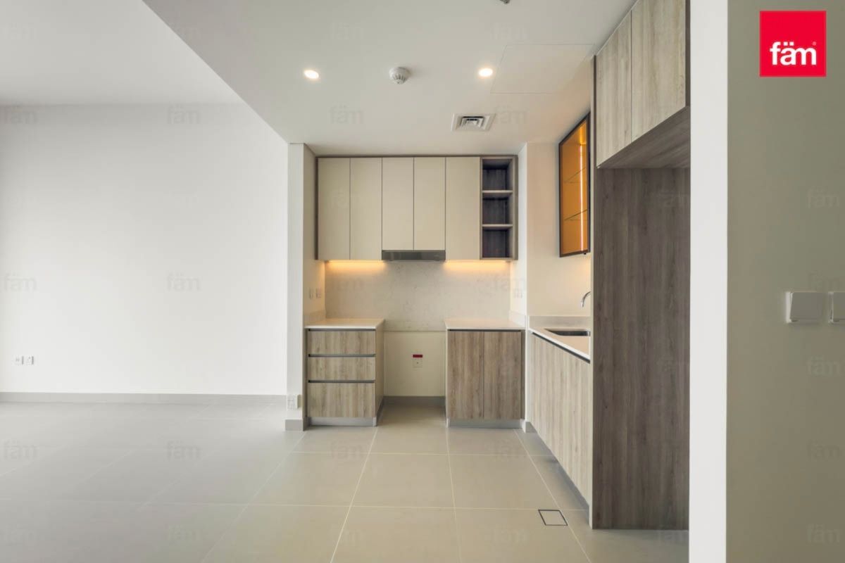 Chiller Free | New Building | Dubai Hills Park