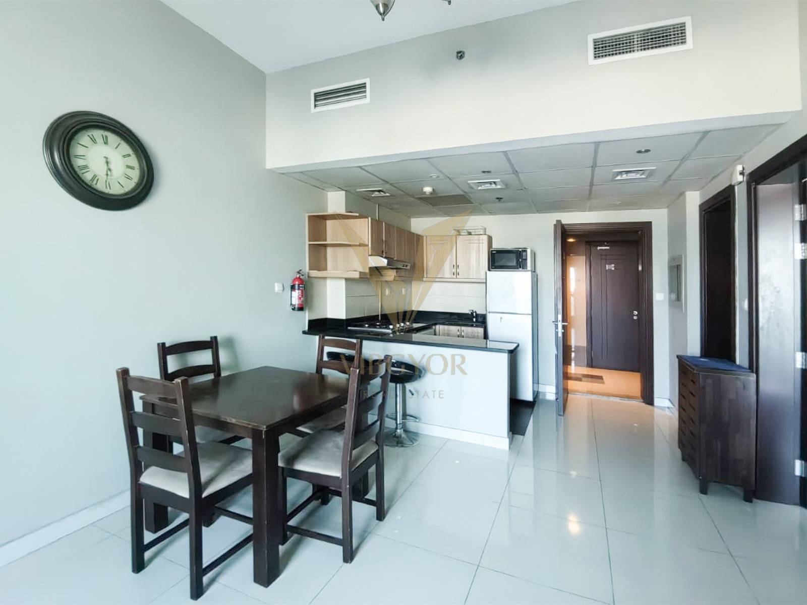 Modern 1BR Apartment Fully Equipped IMove In Ready