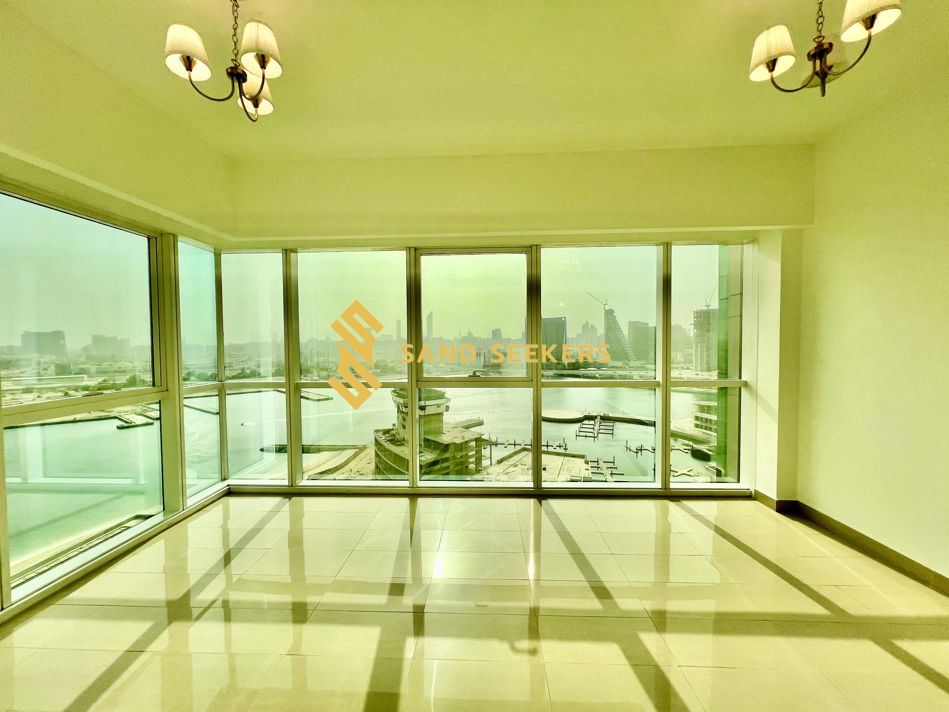 3BR+Maid+Study Room ! Spacious Layout ! Ready To Move
