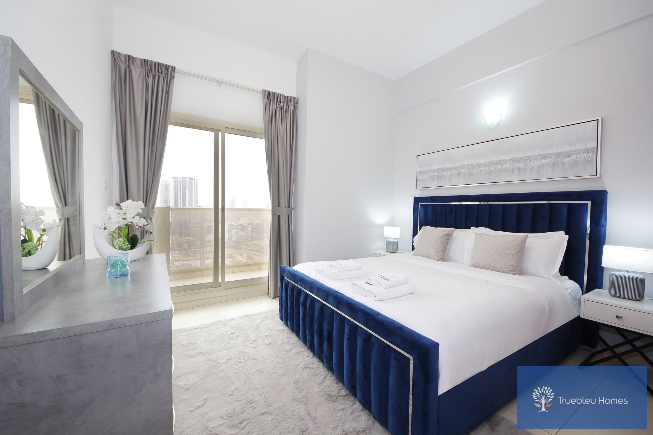 Lovely furnished 1bhk in JVC ,Near Circle Mall