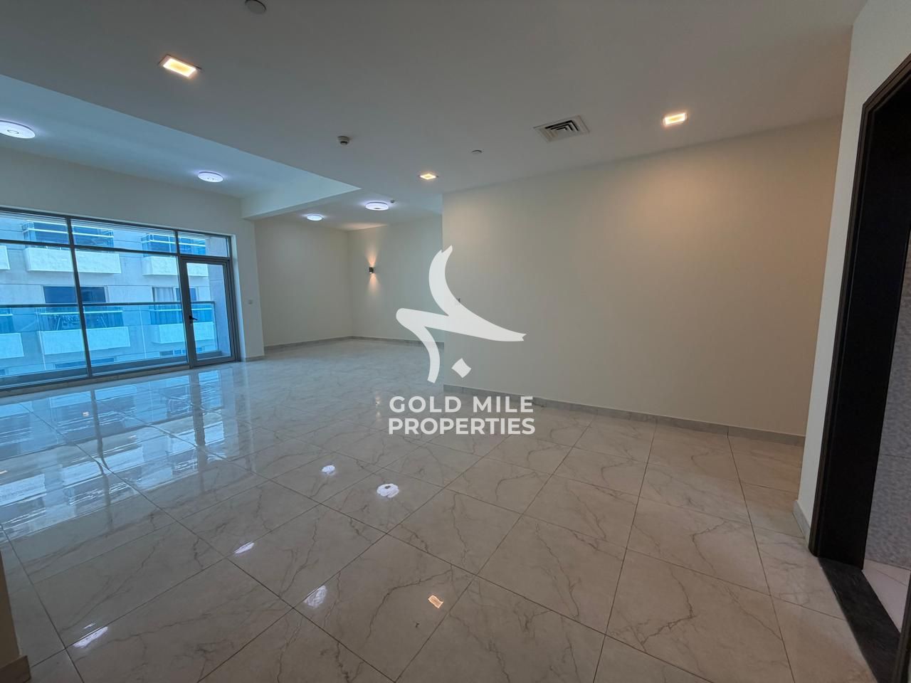 CHILLER FREE 3 || PLUS MAID ROOM FOR ONLY FAMILY || NEAR MALL OF EMIRATES