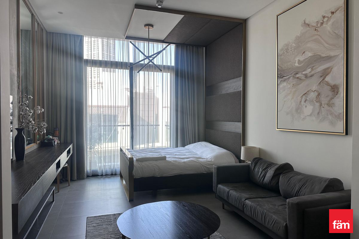 Fully Furnished Studio | Signature Livings |