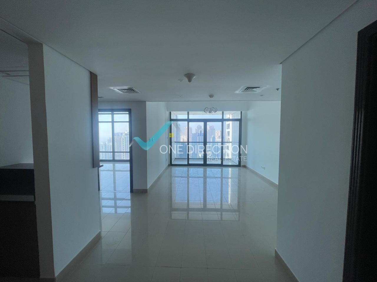 1 Bedroom + Laundry Room for Rent | Unfurnished | High Floor | With Balcony