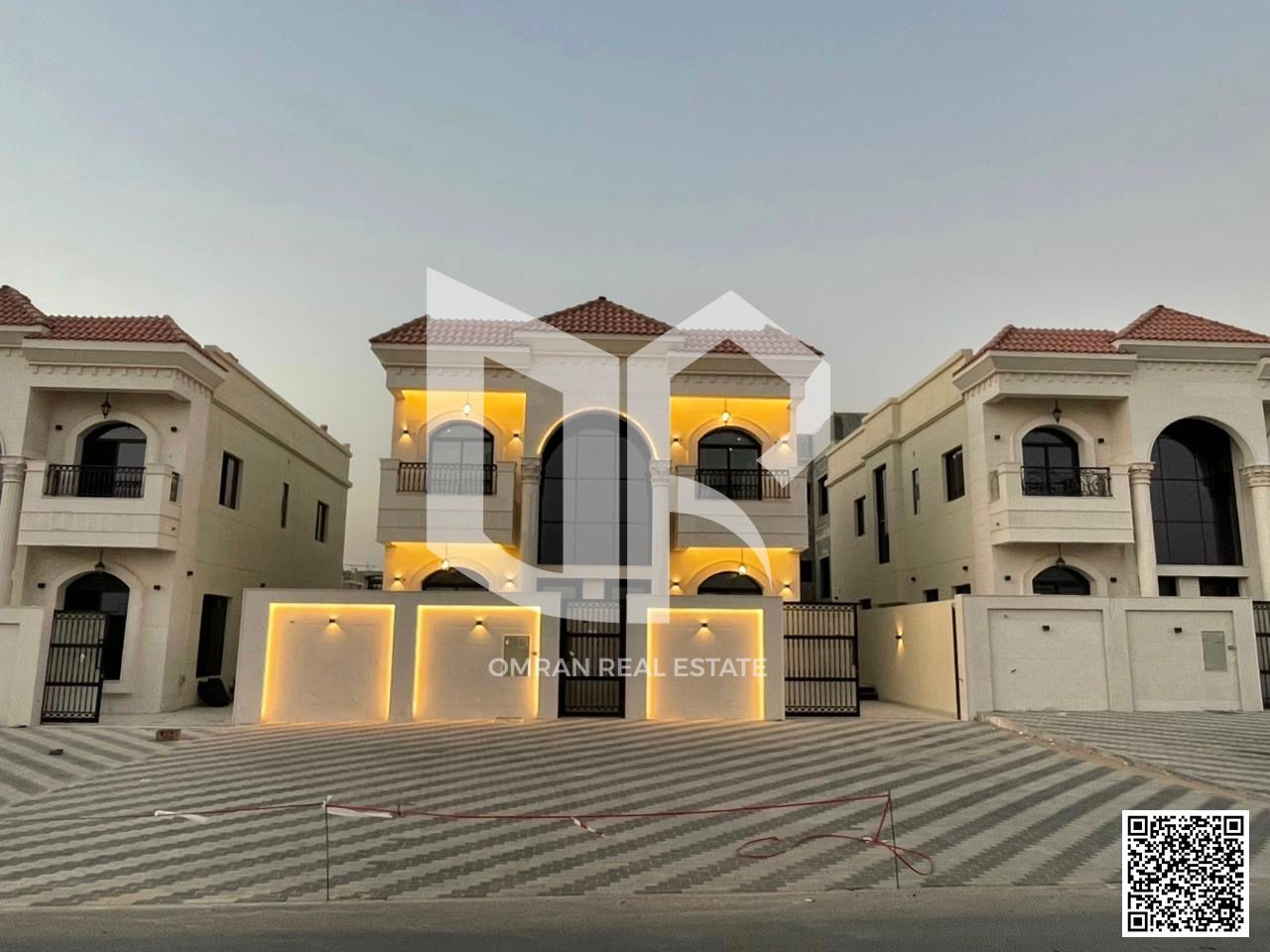 Freehold property for all nationalities, opposite the mosque, 20-meter setback, direct from the owner, prime location opposite the Azhi project.