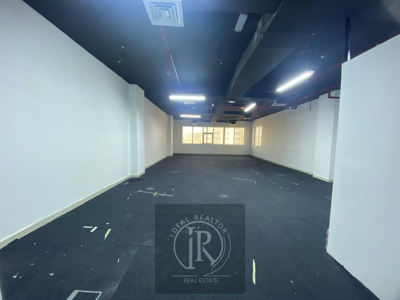 Ready to Move | Fully-Fitted Office | Open Layout | Dewa , WIFI , Chiller and Parking included |