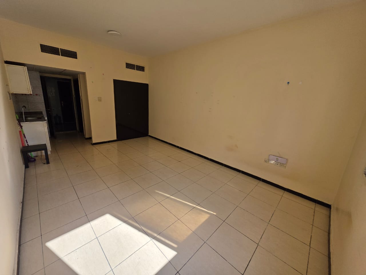 Annual Rent Advertisement – Studio in Rashidiya 3, Ajman