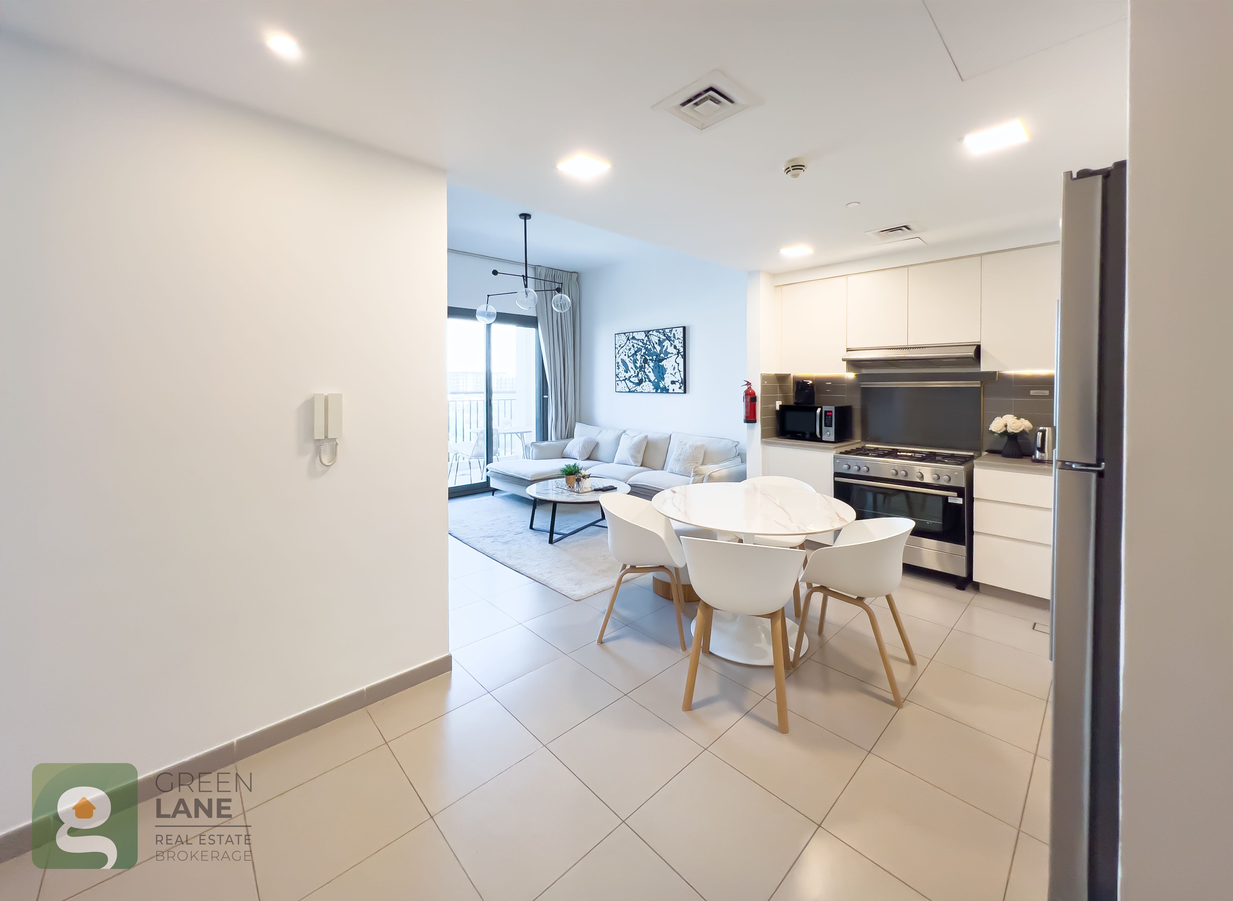 Built In Wardrobes | Swimming Pool | Balcony | City View