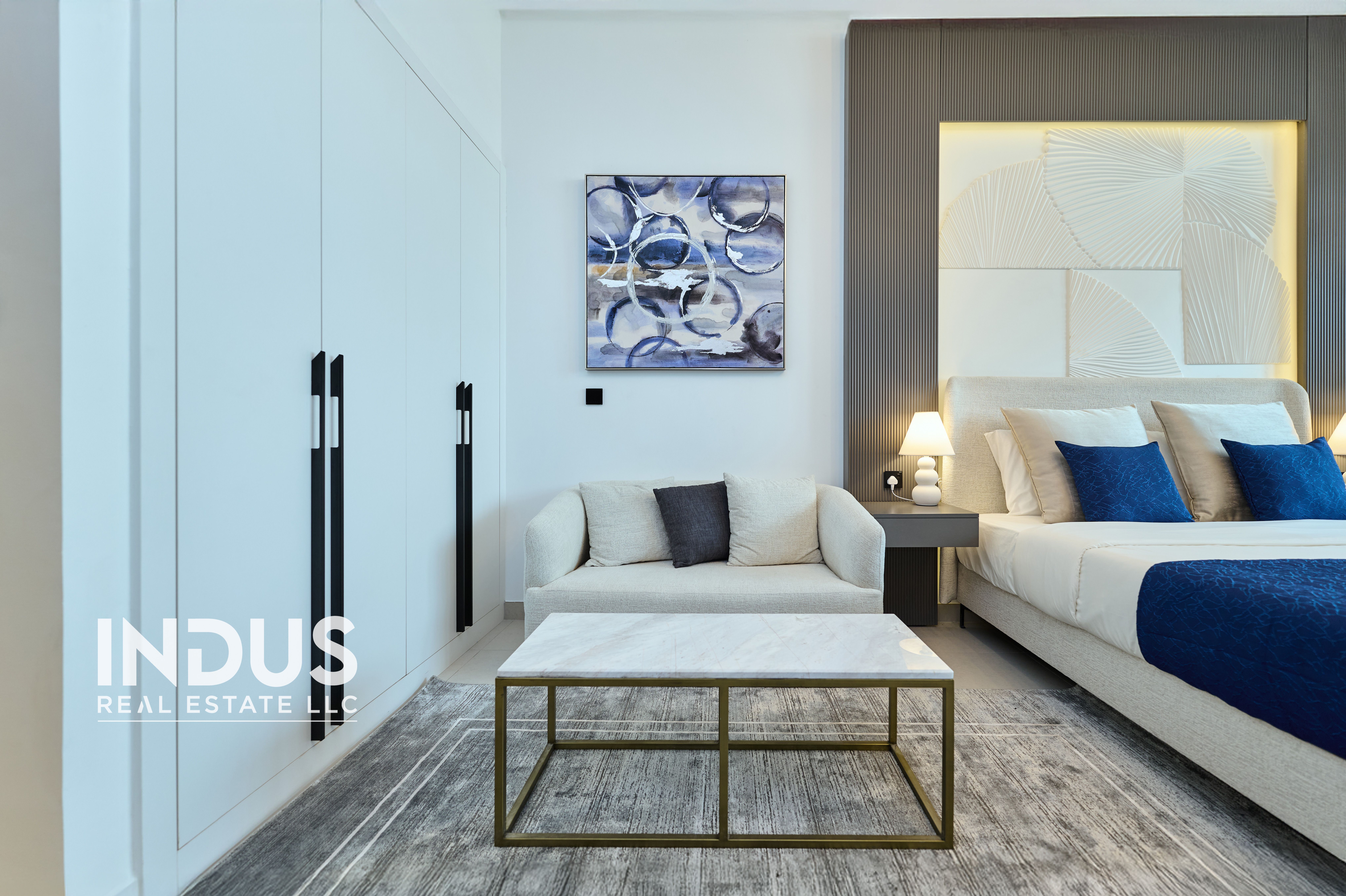 VACANT | FULLY FURNISHED| BRIGHT SPACIOUS