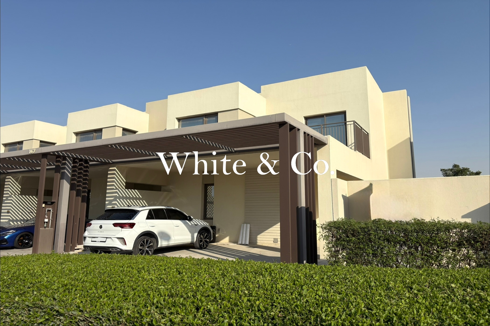 Single Row | Landscaped | Family Area