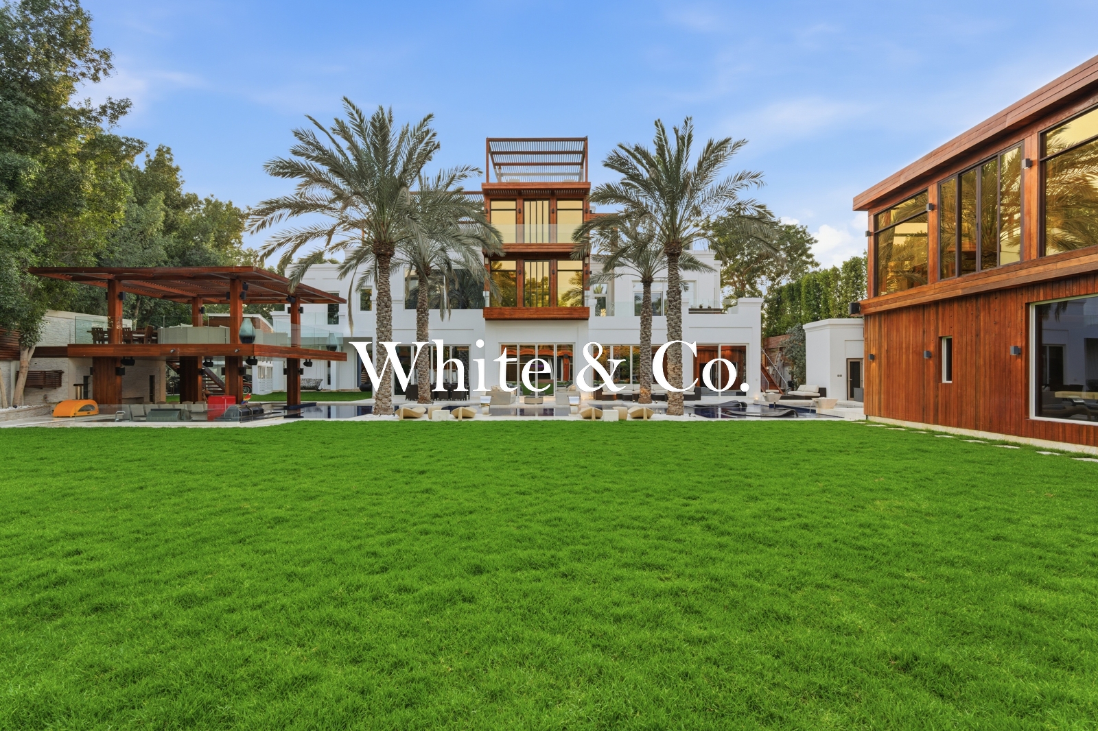 Luxury | Corner Mansion | Fully Furnished