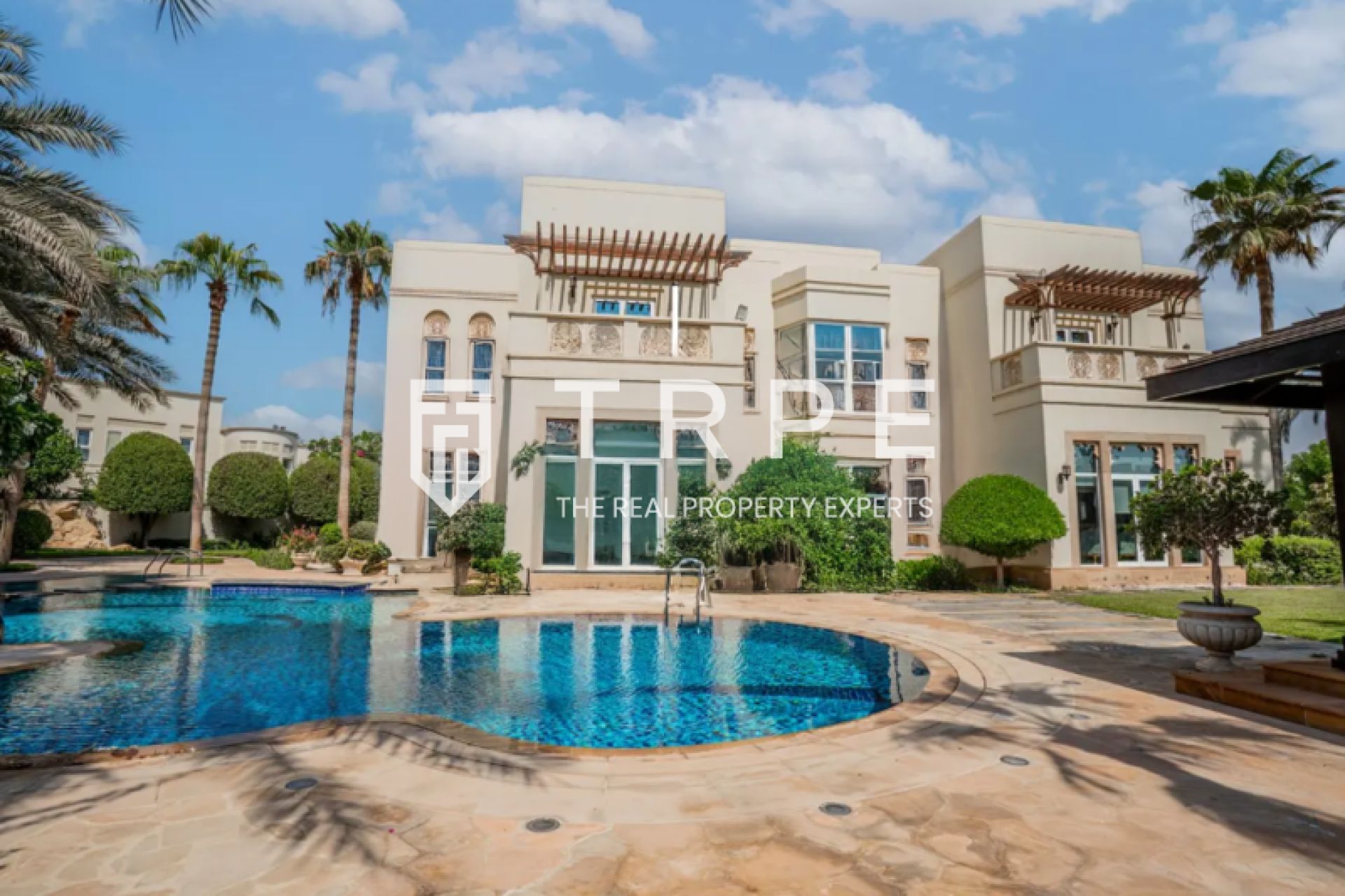 Golf Course View | Classic Villa | Great Location
