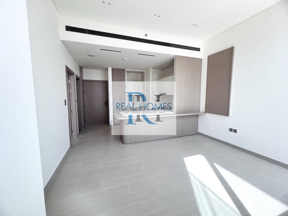 Brand New | High Floor | Jacuzzi | Hot Deal