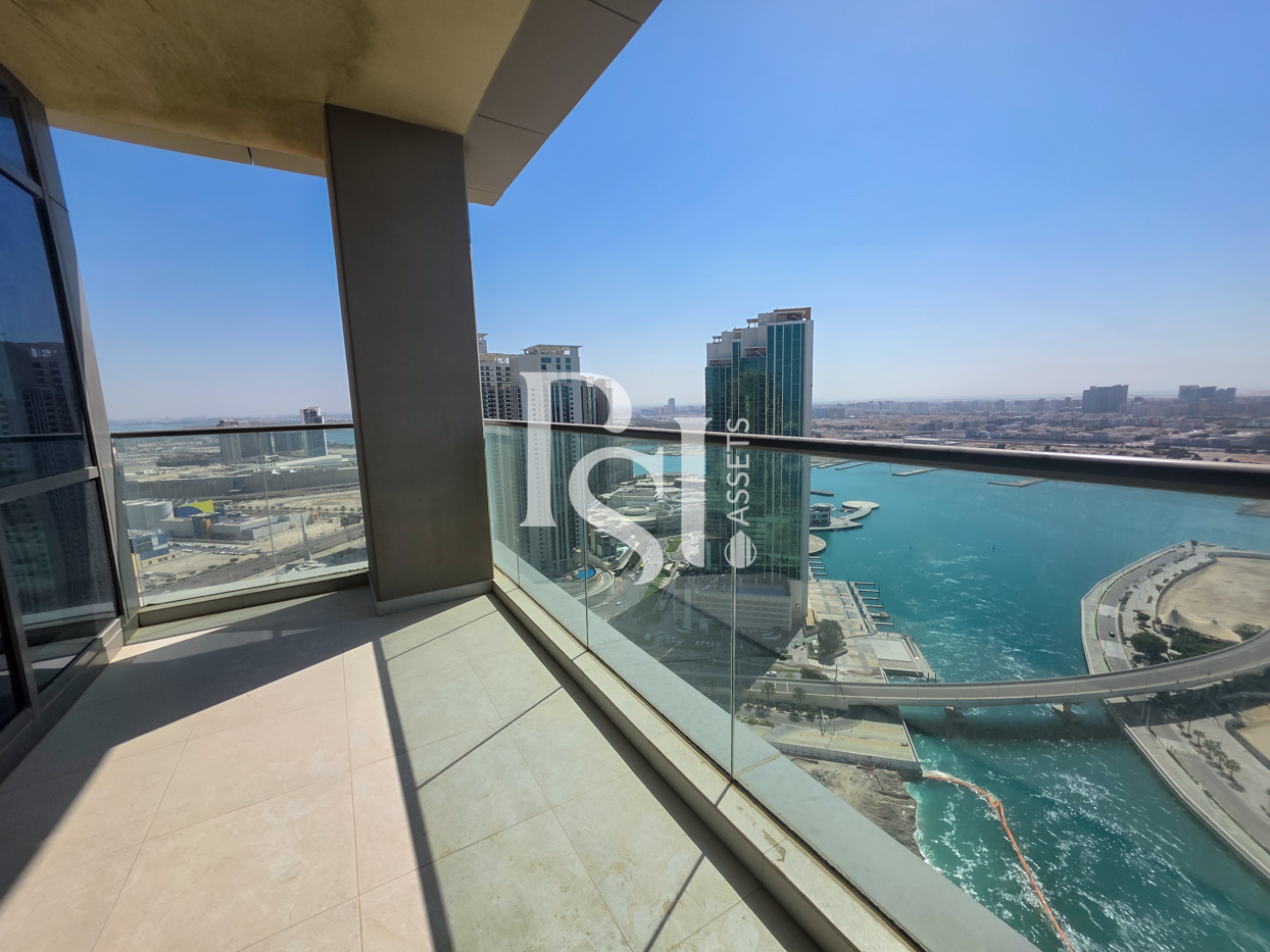 Maid Room | Balcony | Canal View