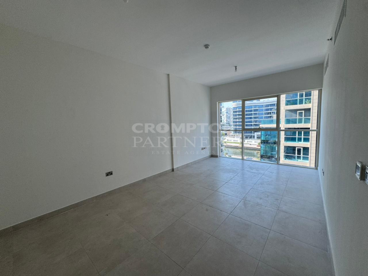 Vacant | Canal Views | Maids Room | Spacious