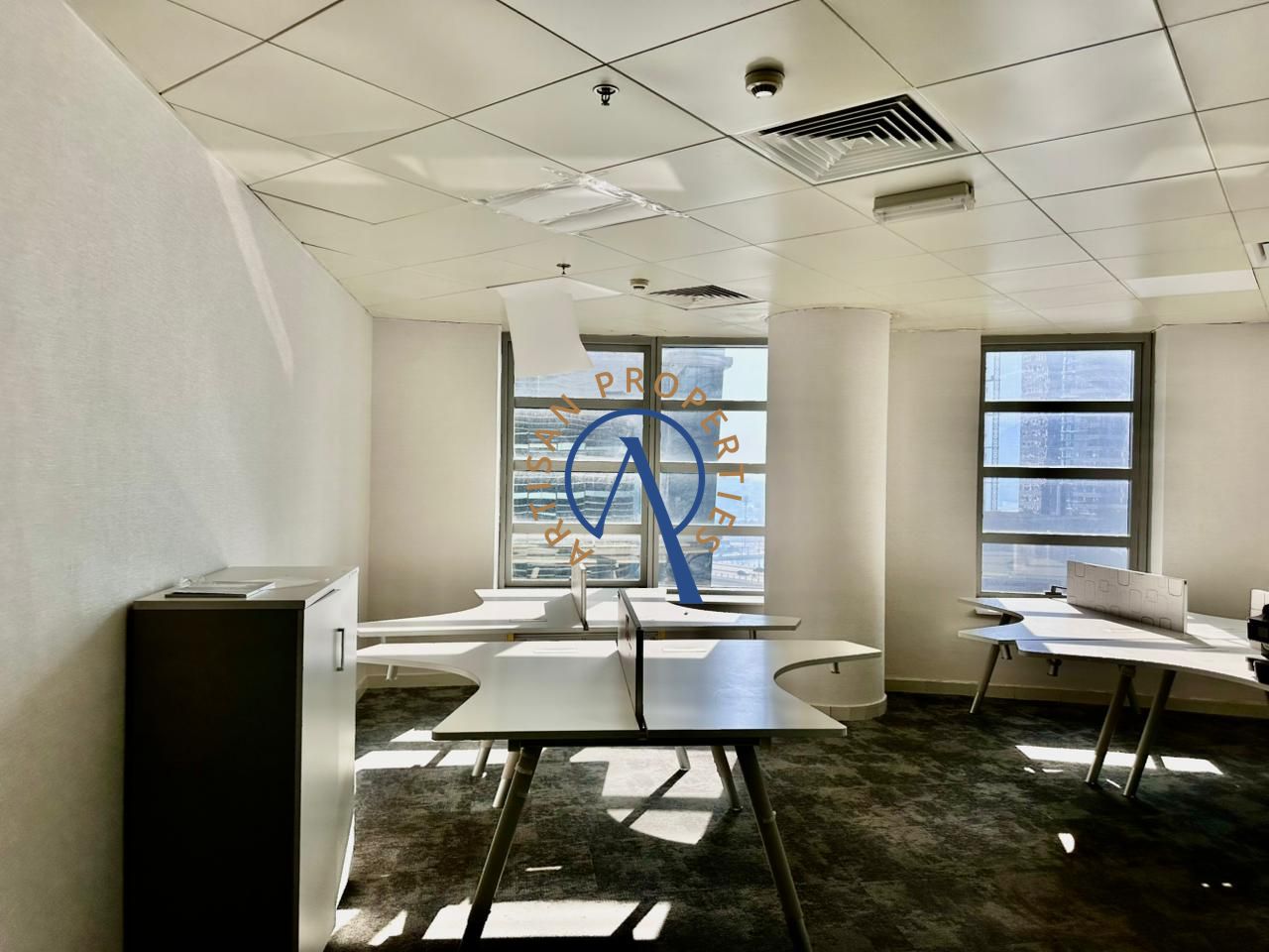 FITTED OFFICE | NEAR METRO | READY TO MOVE IN