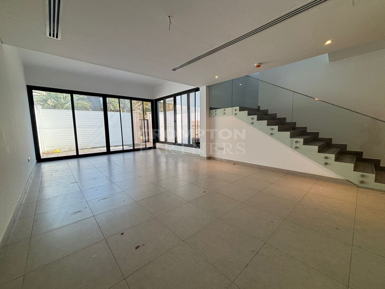 Ready To Move In | Modern Style | Single Row