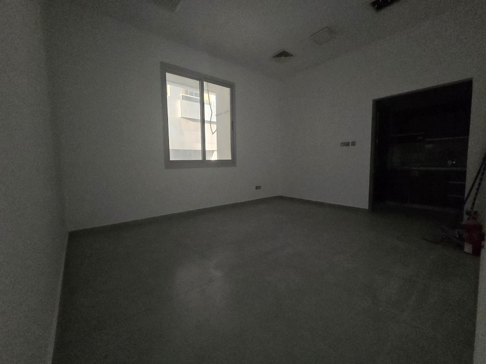 Spacious Studio with Separate Kitchen for Annual Rent – Al Rawda 1 – Ajman