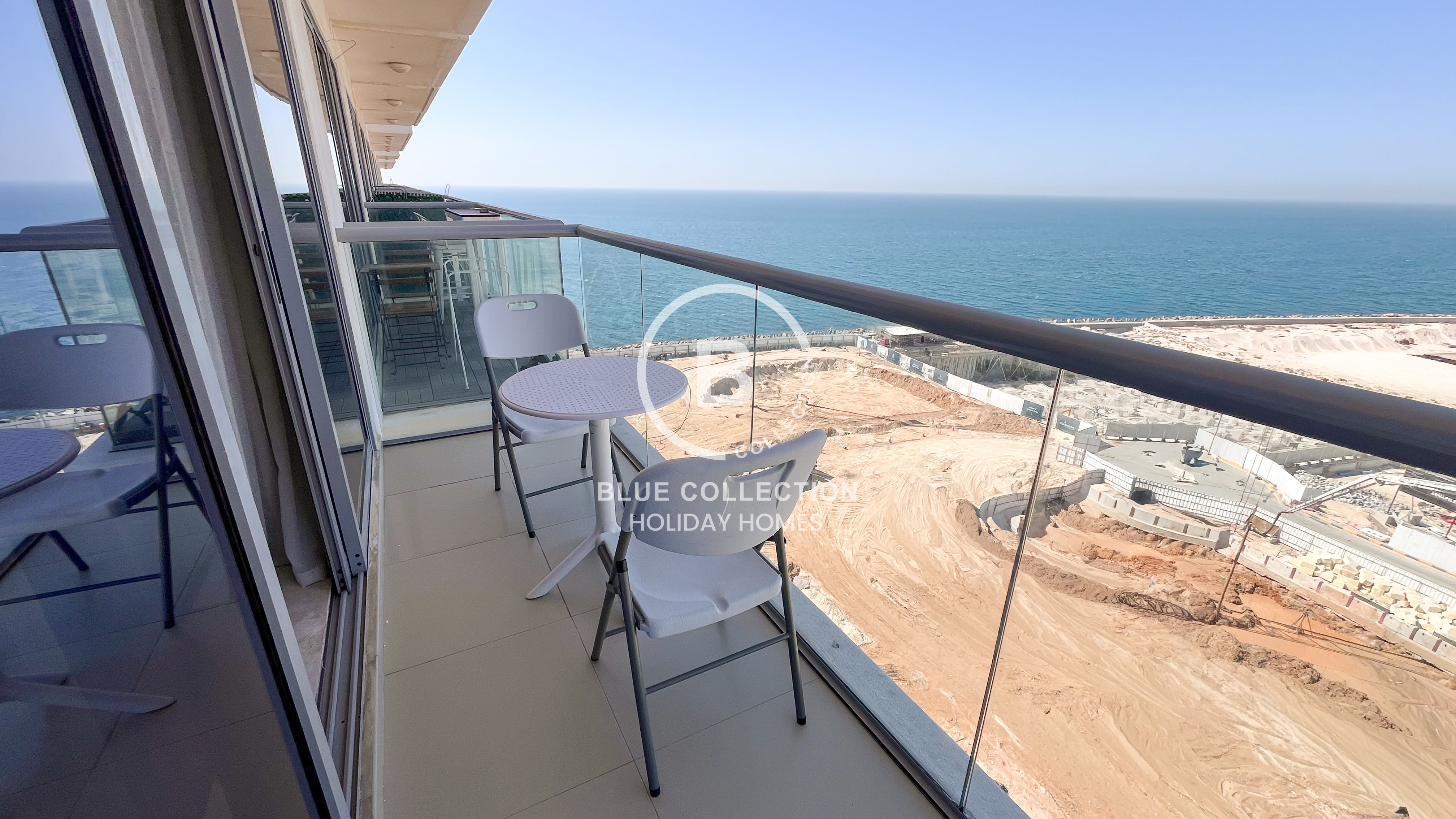 Studio APARTMENT from the Beach in Al Marjan Island