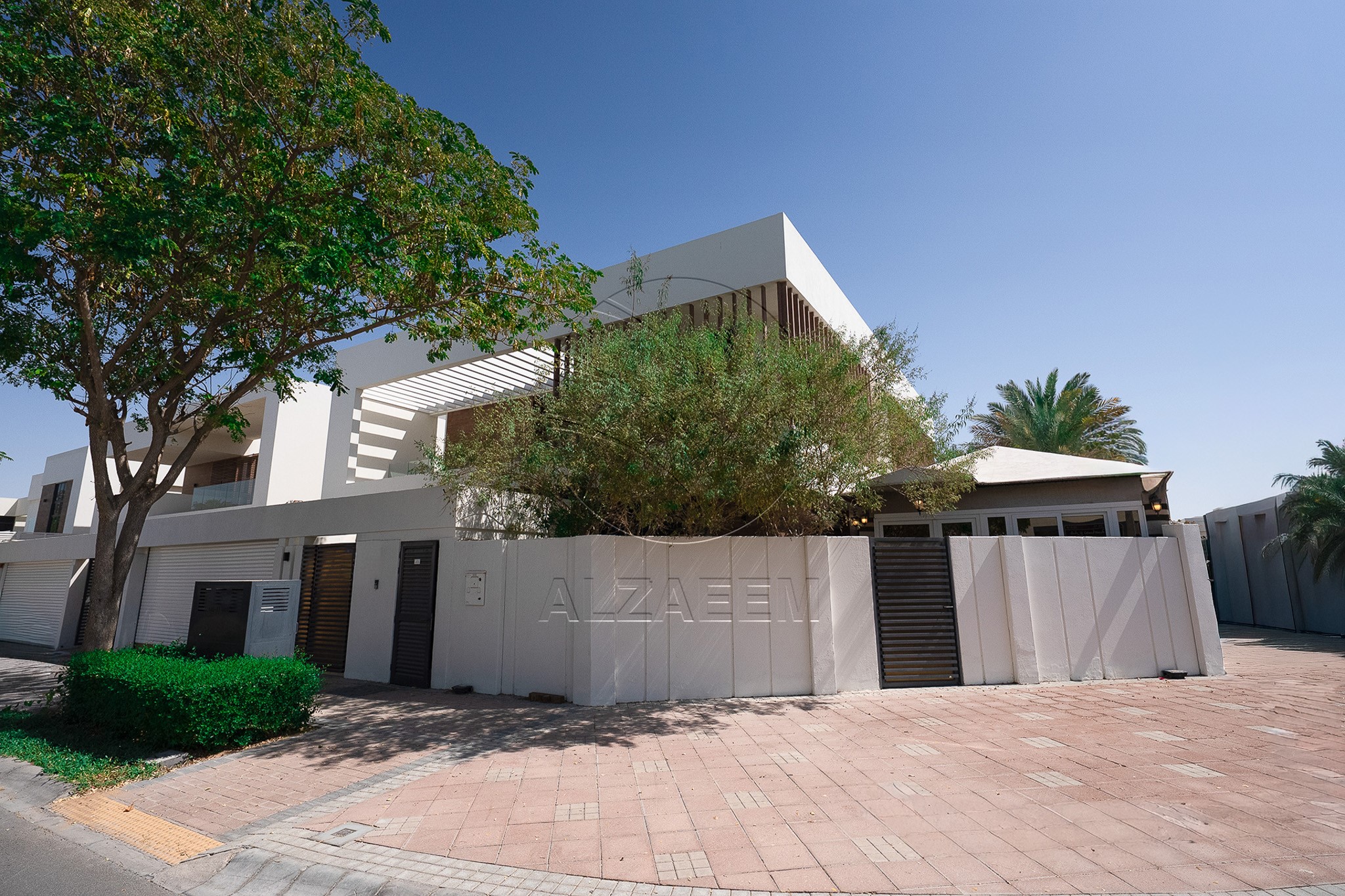 √ Corner Unit | 5BR Villa with Pod | 2 Majlis √