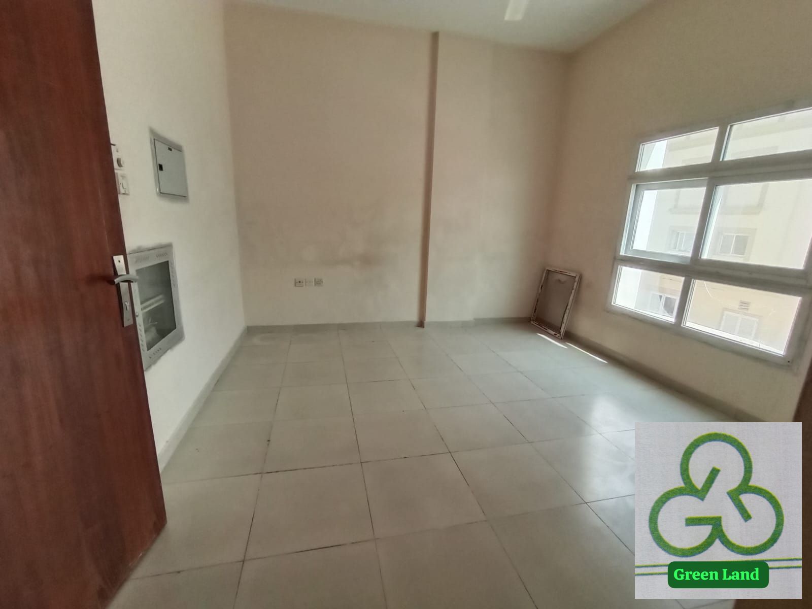 BIG OFFER STUDIO AVAILABLE CENTRAL AC GAS FAMILY BUILDING IDEAL LOCATION only 18k