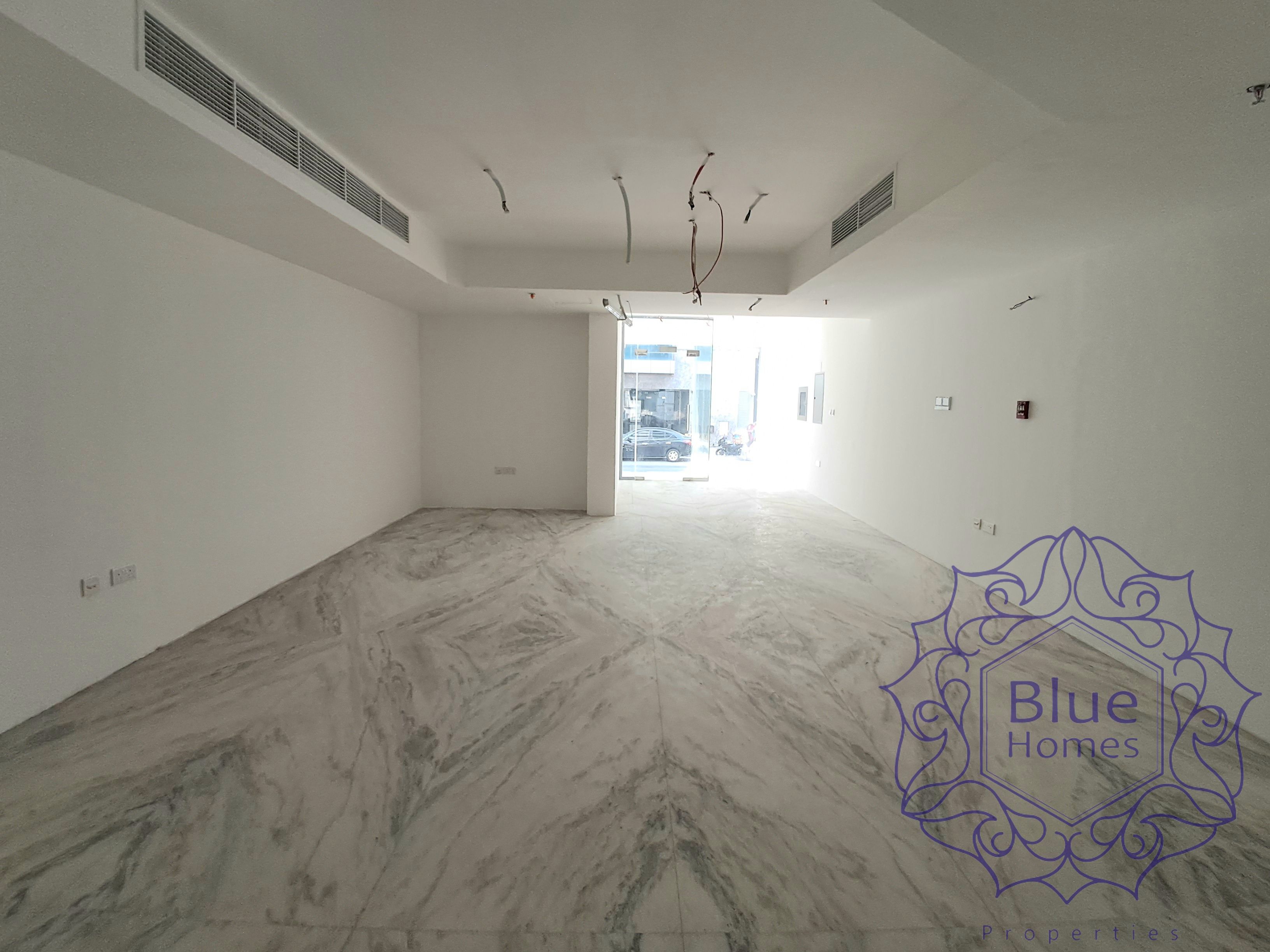 Chiller Ac free | fully fitted shop | high foot fall | Close to mall of Emirates