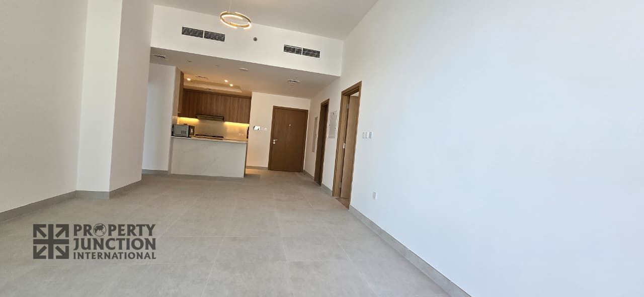 Luxurious Living|1 Bedroom Sea View | Prime Location | Ready To Move In