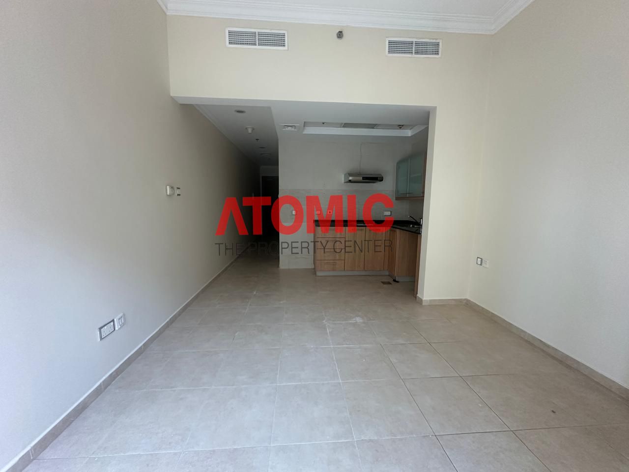 CHILLER FREE ! CHARMING STUDIO ! NEAR BEACH AND METRO