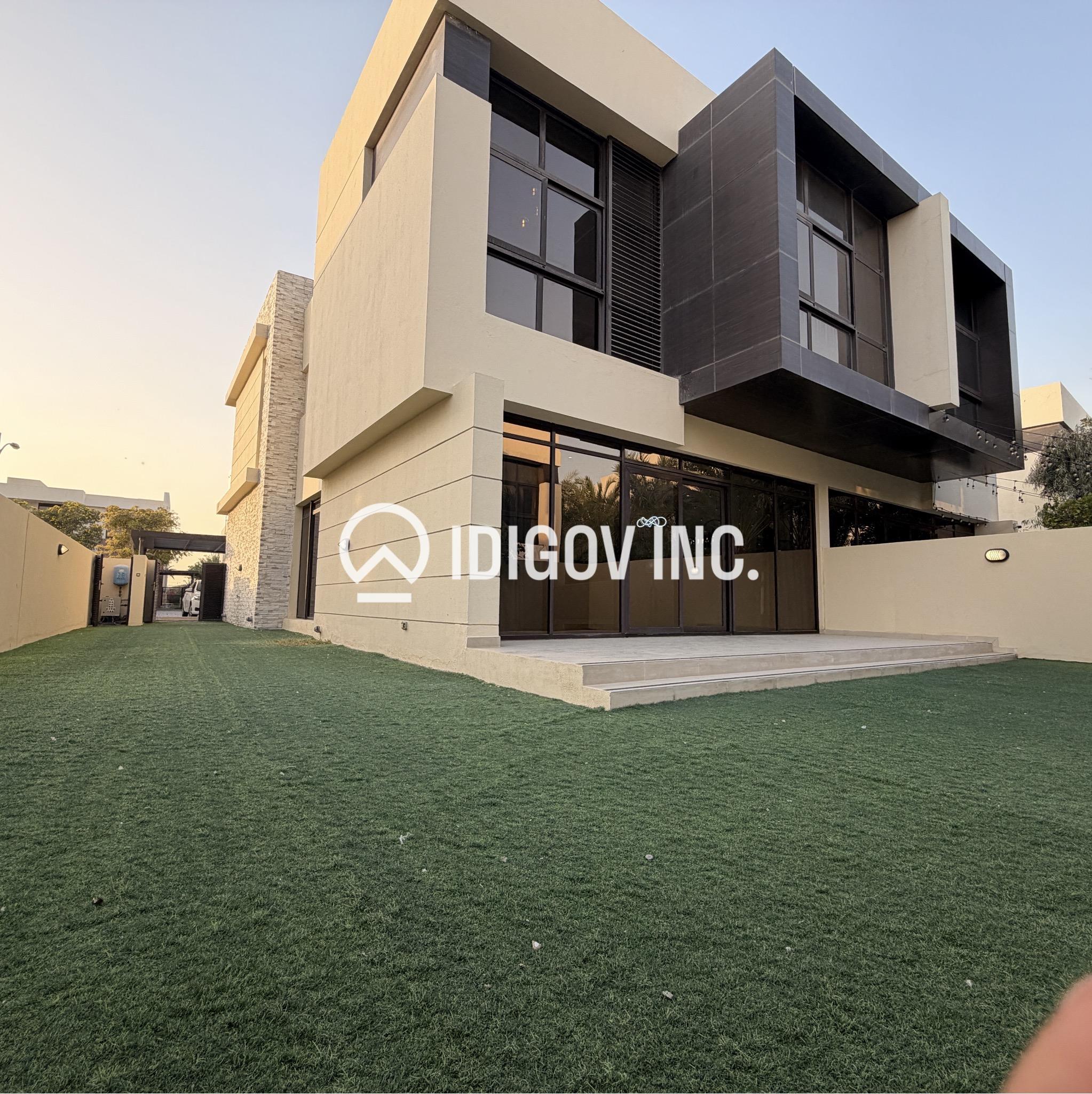 Spacious Villa | Private Garden| Fully Furnished