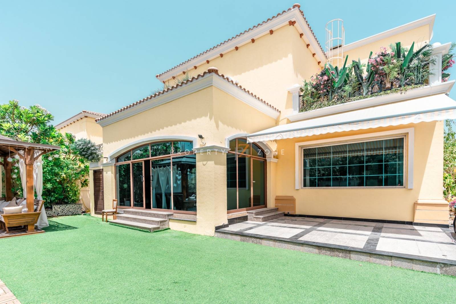 Vacating soon | Private Pool I Landscaped