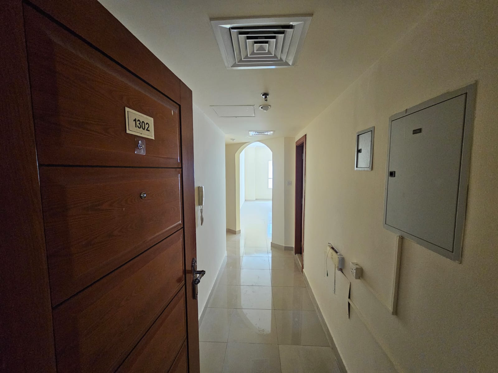 Built-in wardrobes, free parking, excellent prime location, open view, spacious layout, close to Dubai exit.