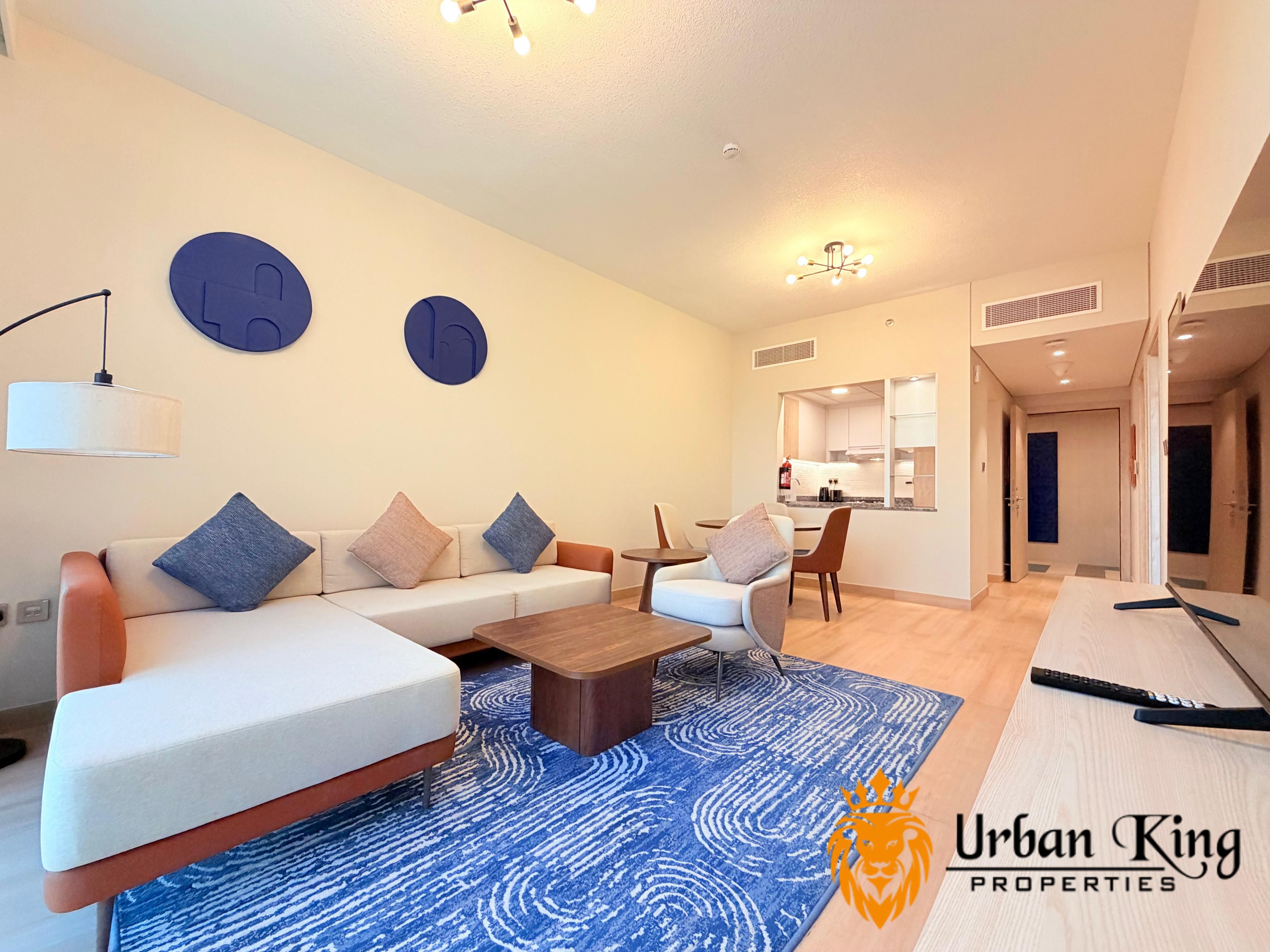 Luxury Living | All Bills Inluded | Canal View