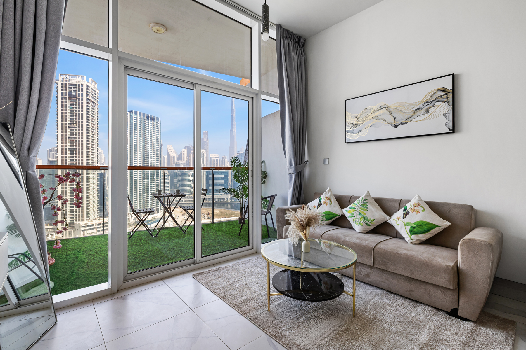 Modern Studio | Burj Khalifa and Canal View
