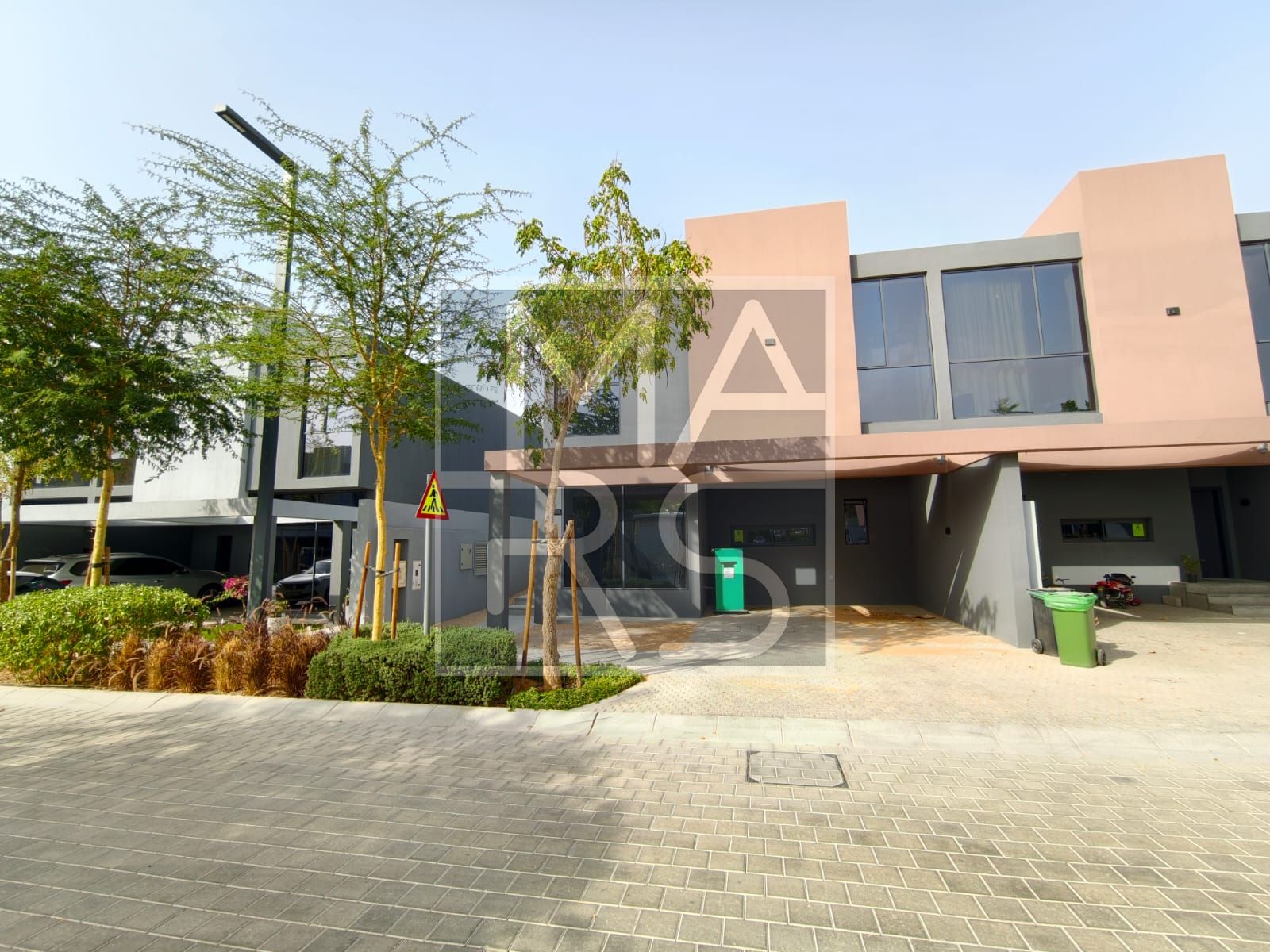4BHK HOUSE WITH MAJLIS NEAR TO POOL AND PARKS