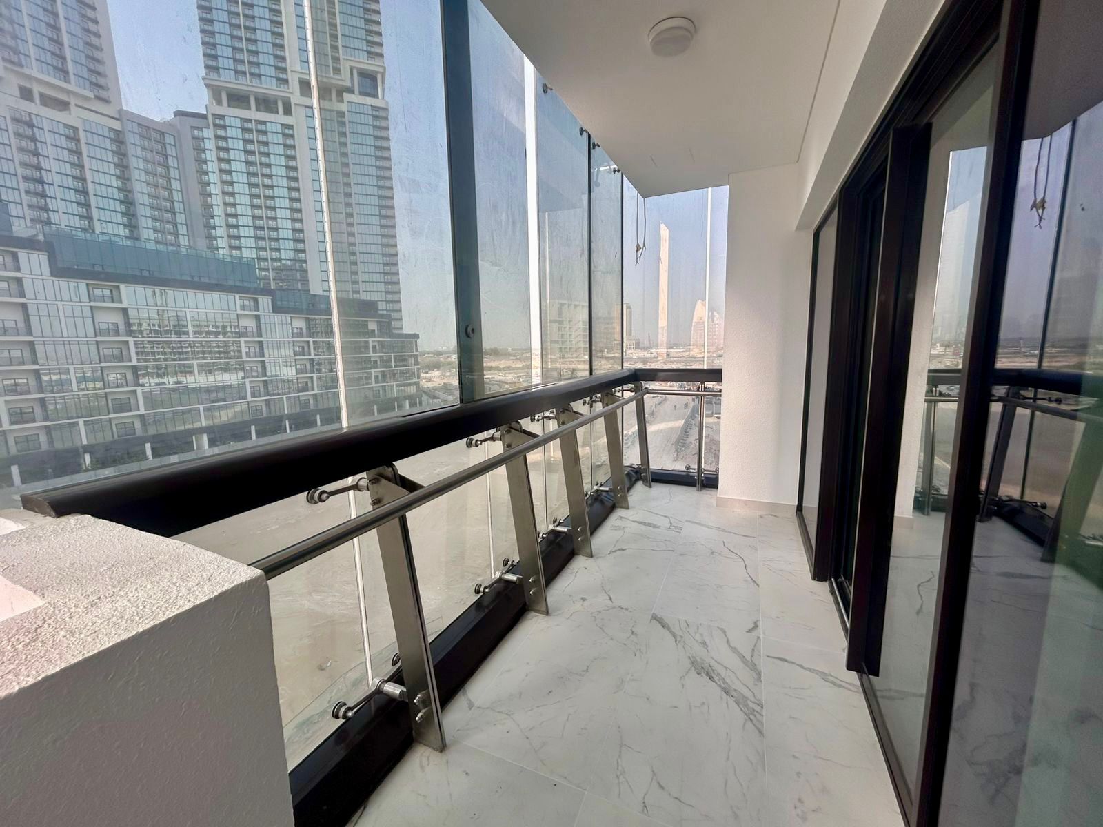 Prime Location | Kitchen Appliances Luxury Living