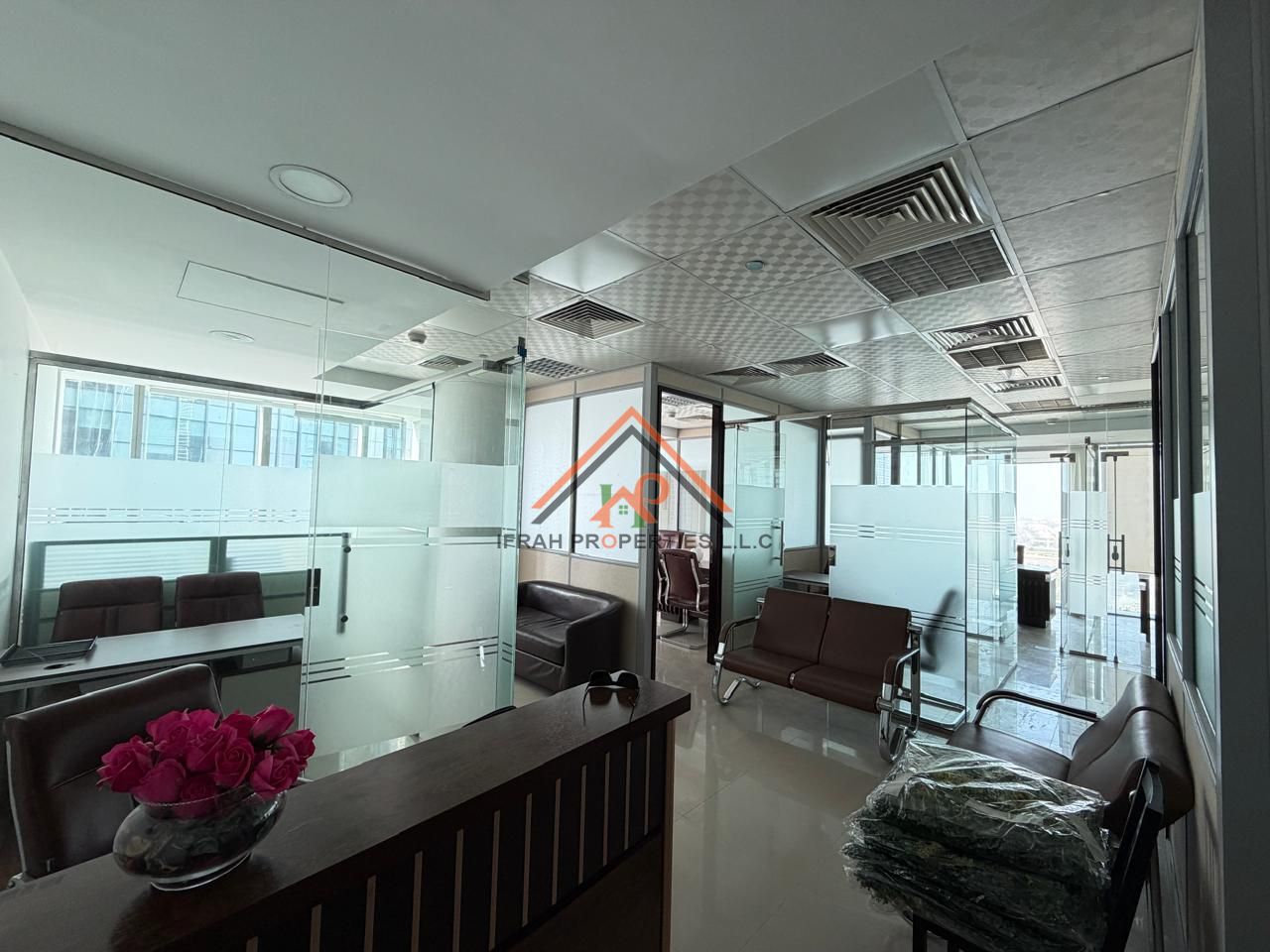 PRIME LOCATION || GLASS PARTITIONS || VACANT UNIT