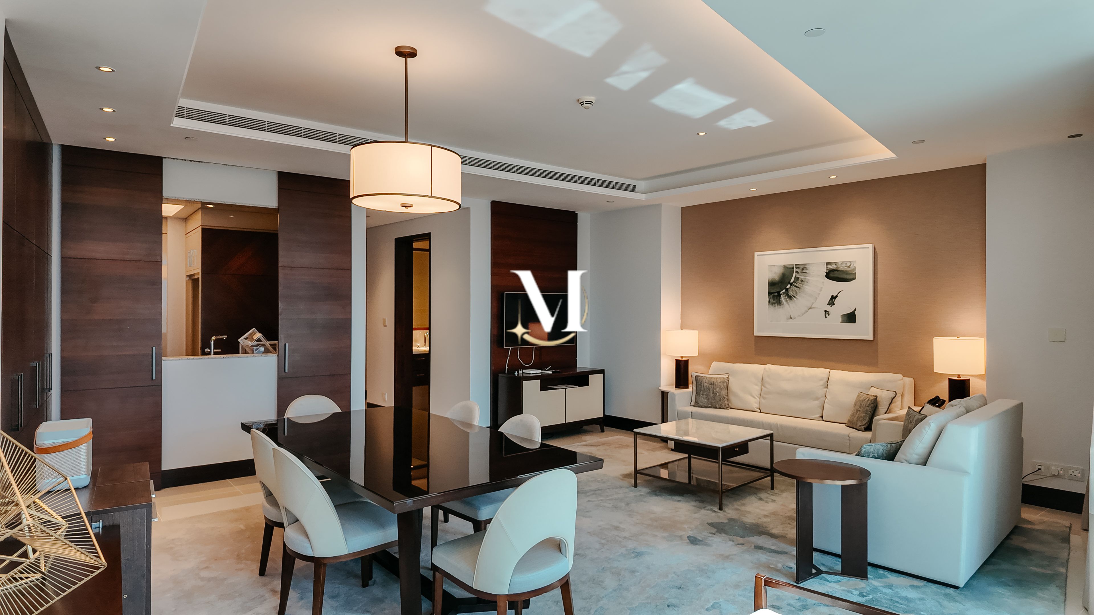 Luxury 2BR | Burj Khalifa View | Bills Included