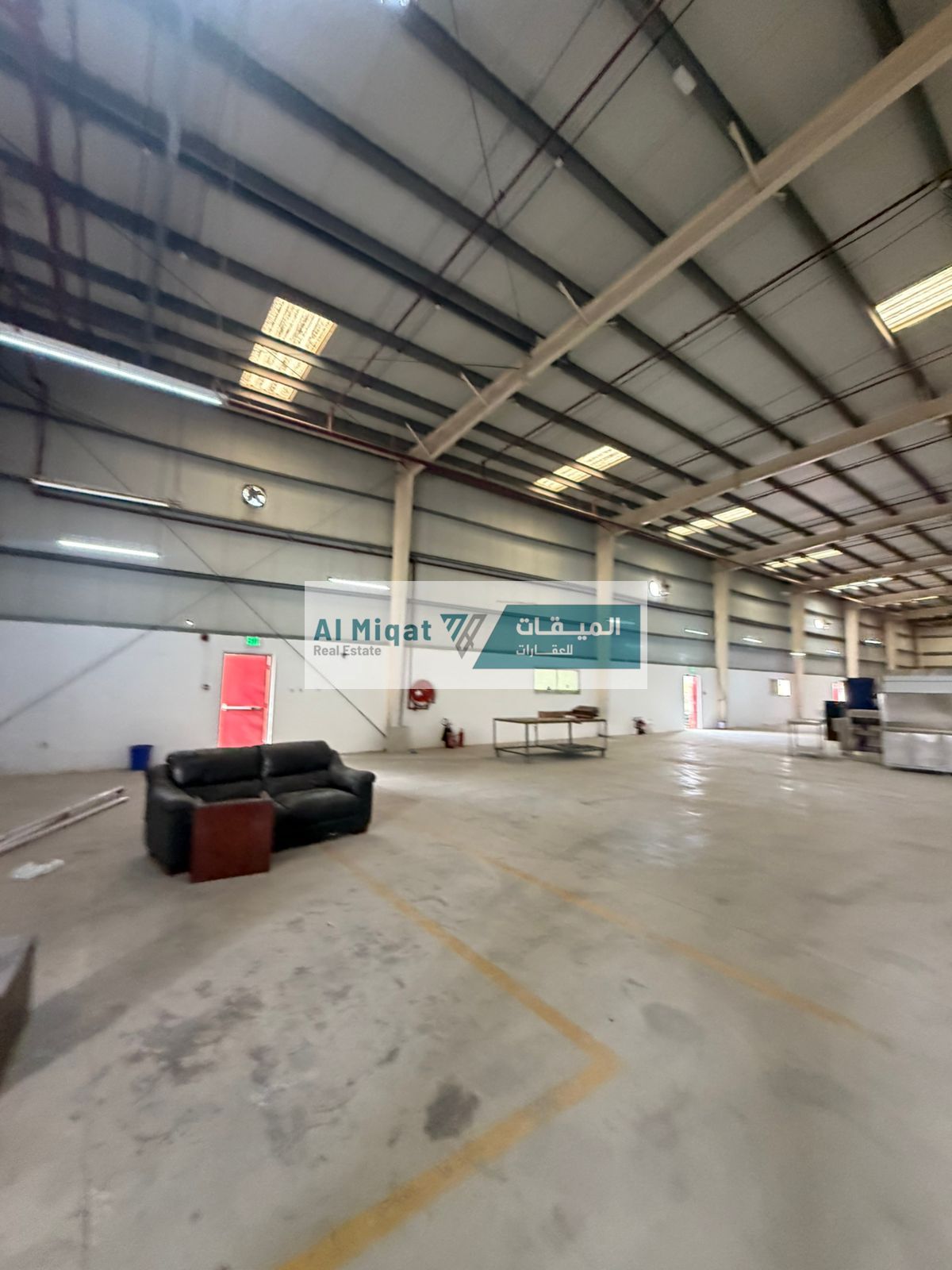 Warehouse for rent in Al Sajaa
