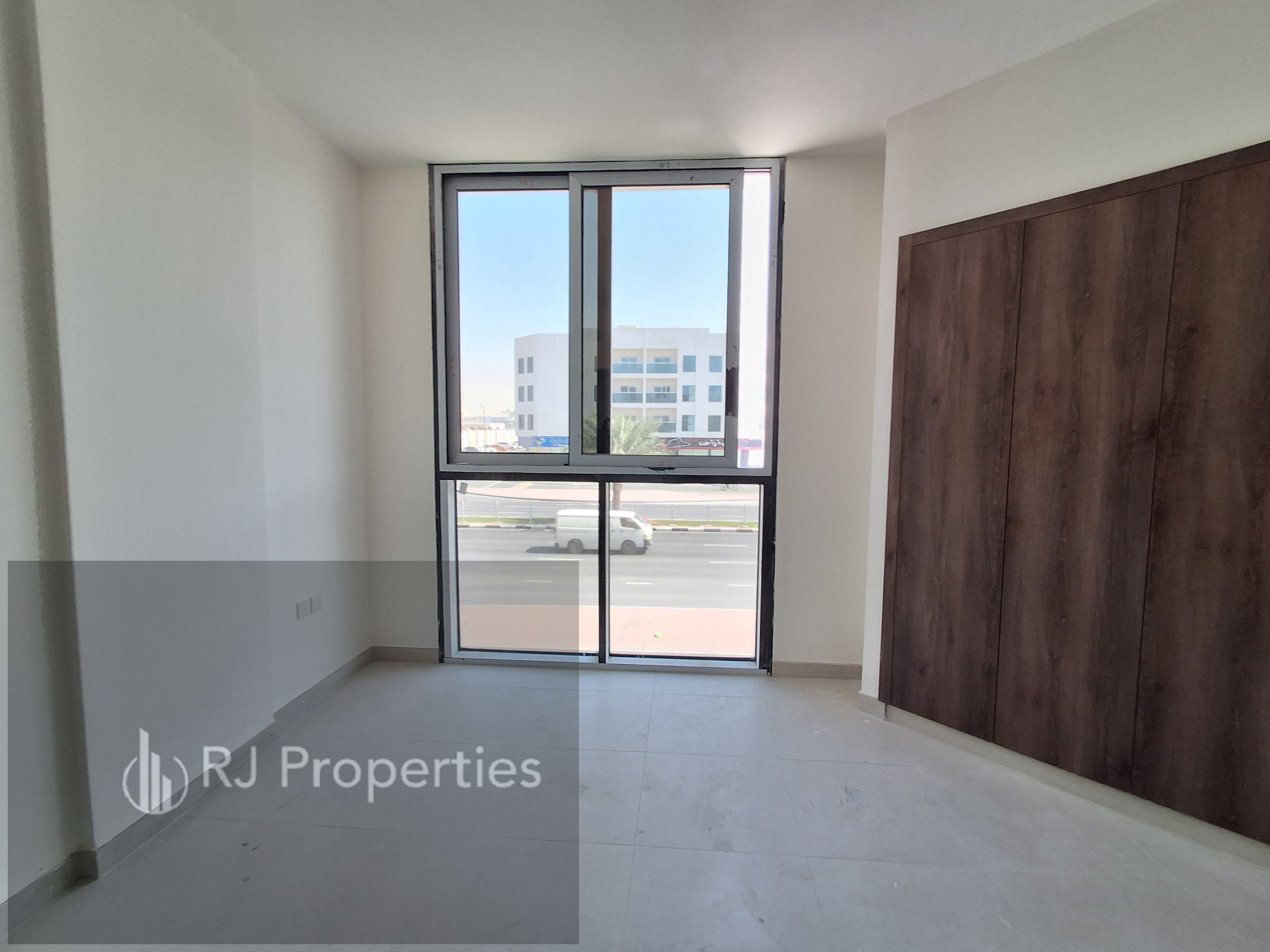 Brand new building - 2 BR apartment - wardrobe - School Zone - Easy Access For Dubai