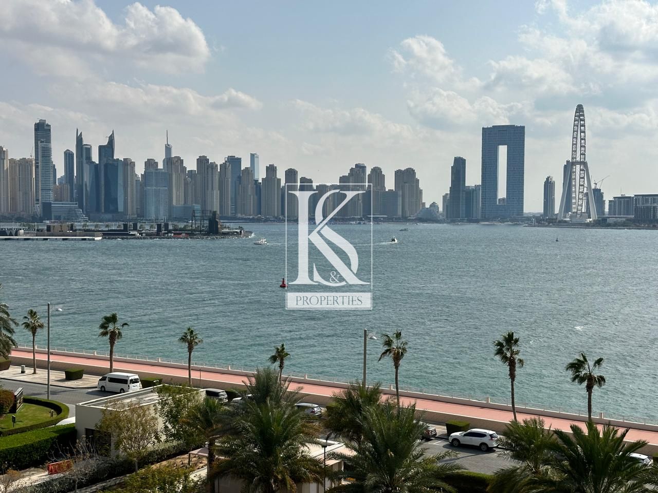Furnished 2 Bed+ Maid | Full View of Blue Waters
