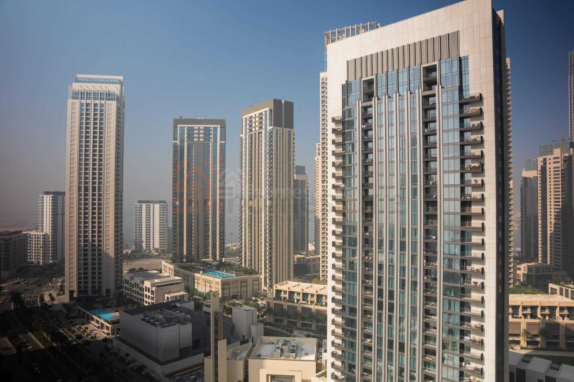 VACANT | HIGH FLOOR | CREEK VIEW