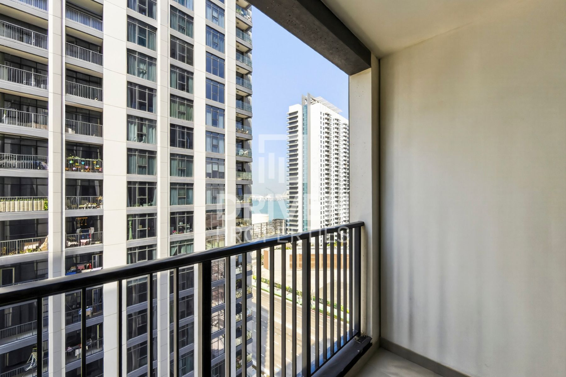 Ready to Move 1BR with Balcony | Great Amenities