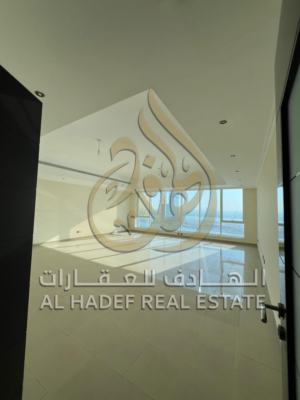 Luxury apartment for rent in Al Mamzar, Sharjah, located first row on the corniche with beautiful views and a peaceful environment, and offering easy