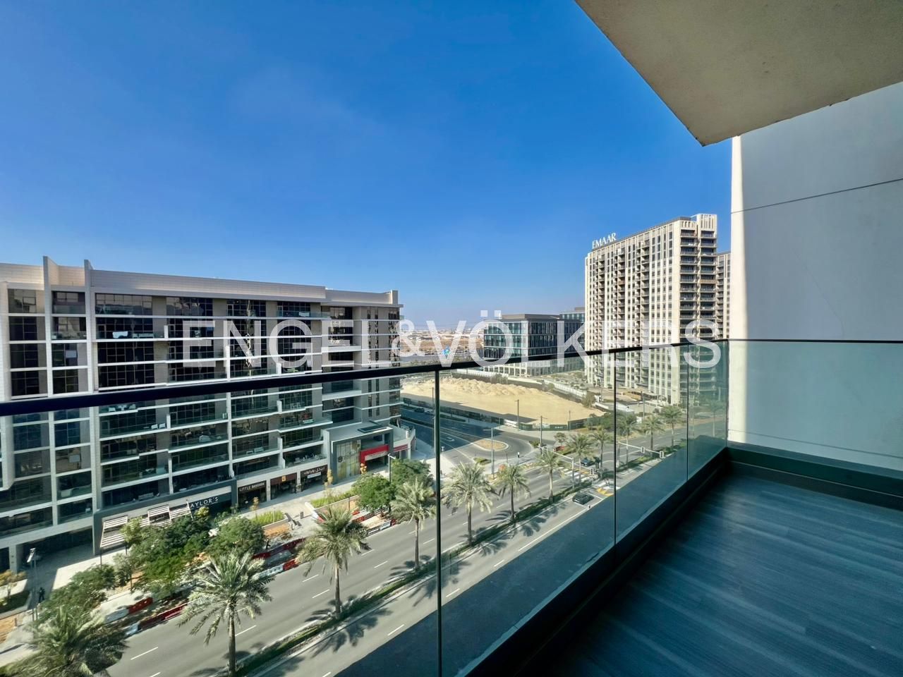 Boulevard View | Spacious | Chiller Free