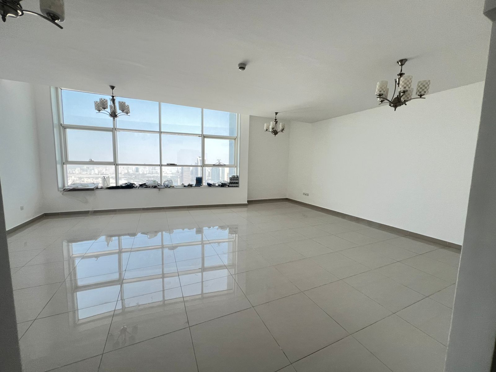 4BR Hall Al Khan | 2 Master Rooms | Maid Room Master | 2 Balconies | 4 Bathrooms | Built-in Wardrobes | Free Parking